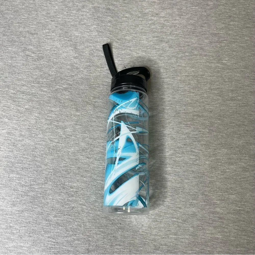 Fabletics The Tritan 32 Oz Water Bottle